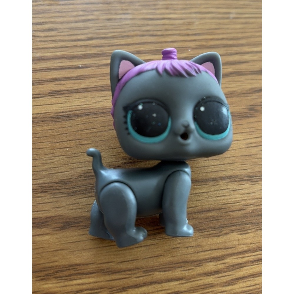 LOL Surprise‎ Pet Series 3 Roller Kit Kitty Gray Cat Kitten SK8ER